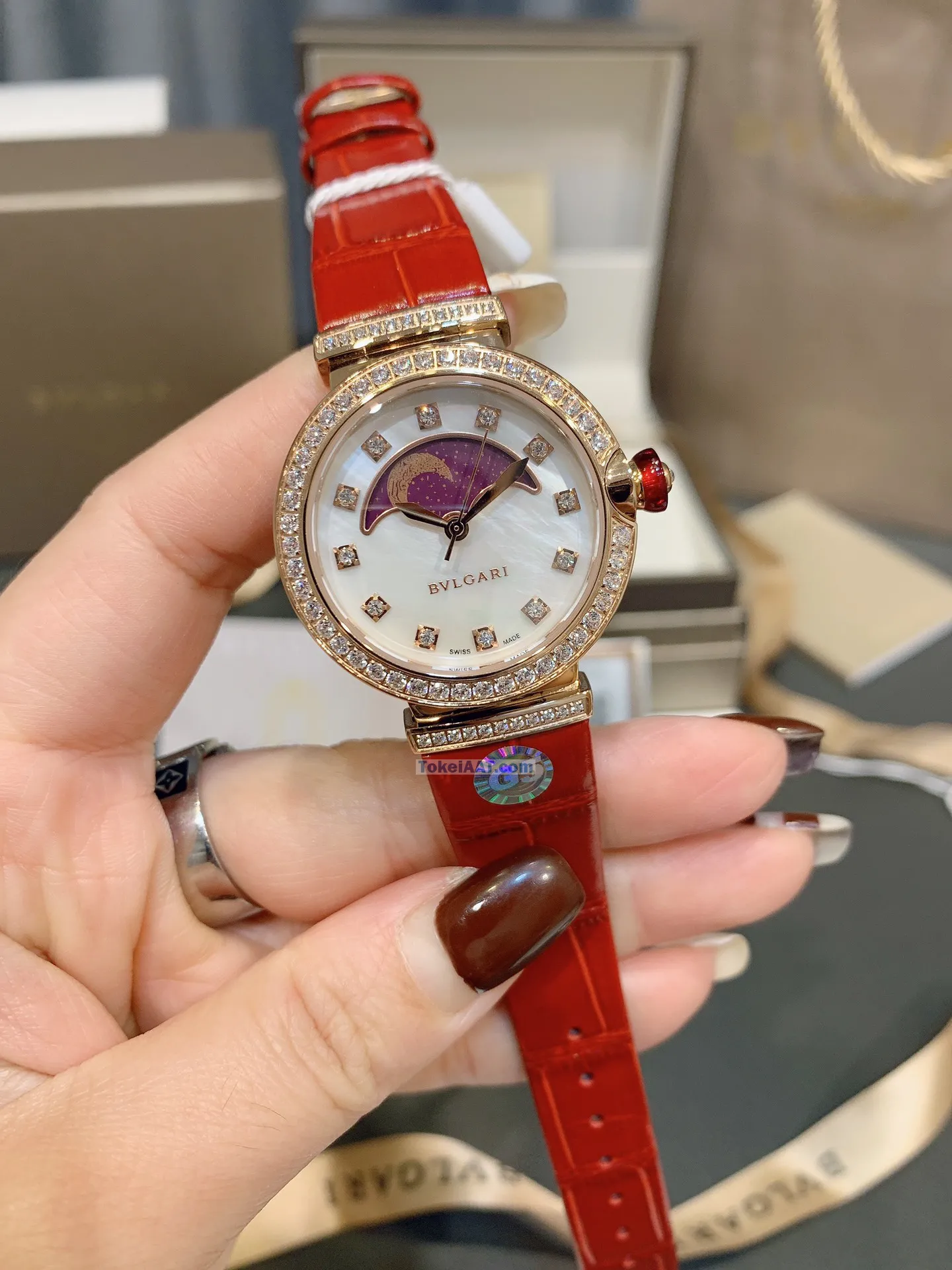 ブルガリBVLGARI ムーンフェイズ マザーオブパールB3799A340