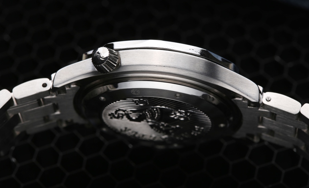 ブランドオメガコピー時計の最新作シーマスター自動巻き機械式OM20H640[8]