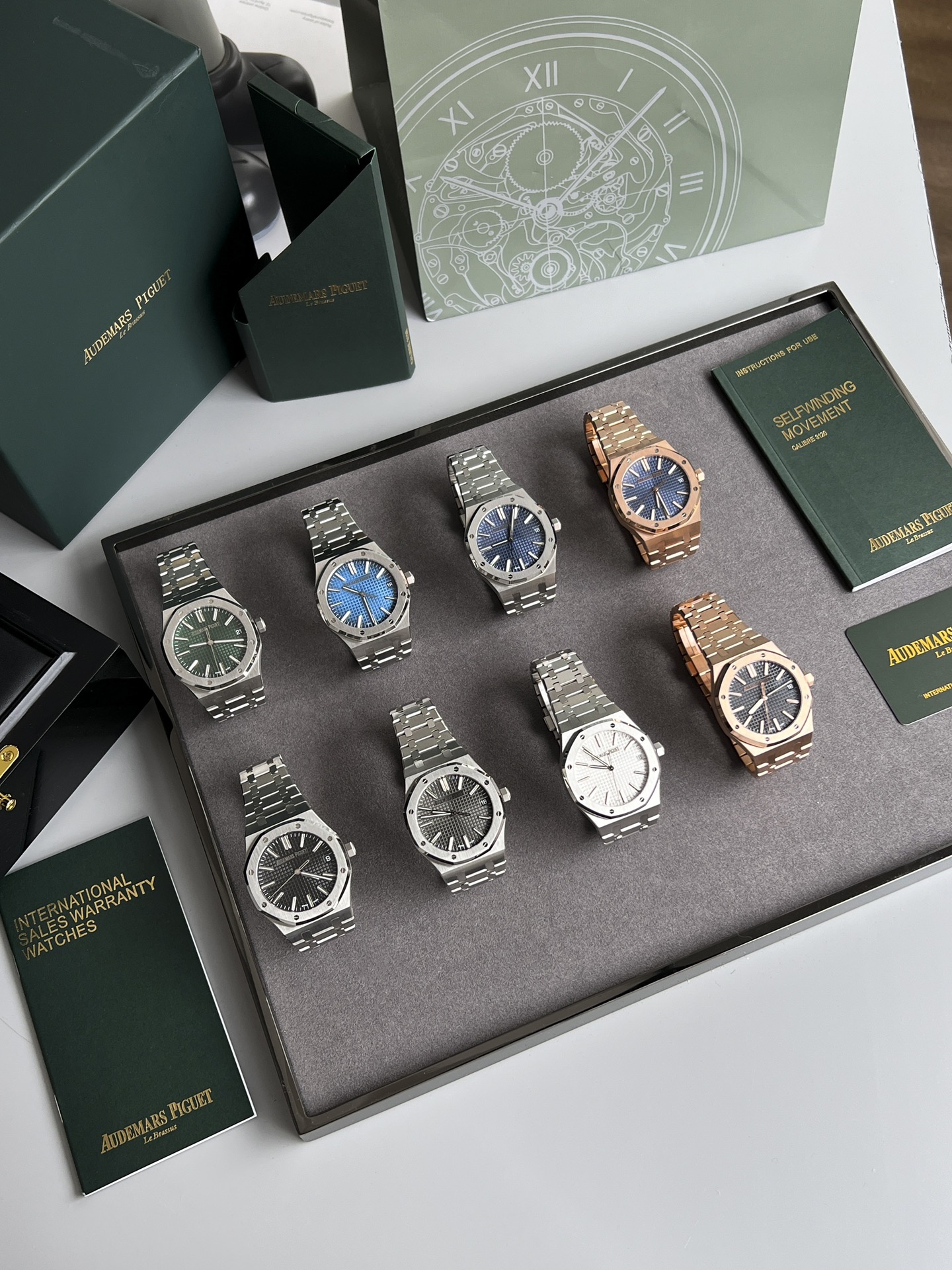 オーデマ ピゲスーパーコピー時計 41mmの新バージョン「全8色展開」50周年記念モデル15510