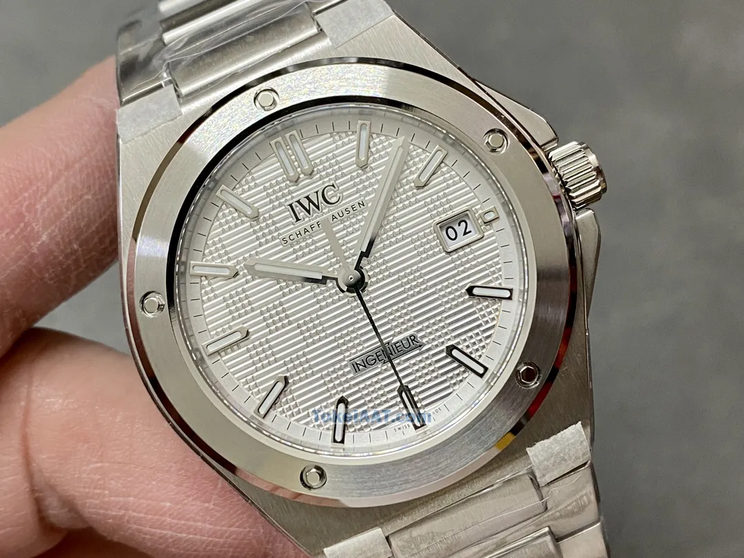 【H型のブレスレット】IWCスーパーコピーブランド時計の新世代インヂュニア Ref.1832[1]