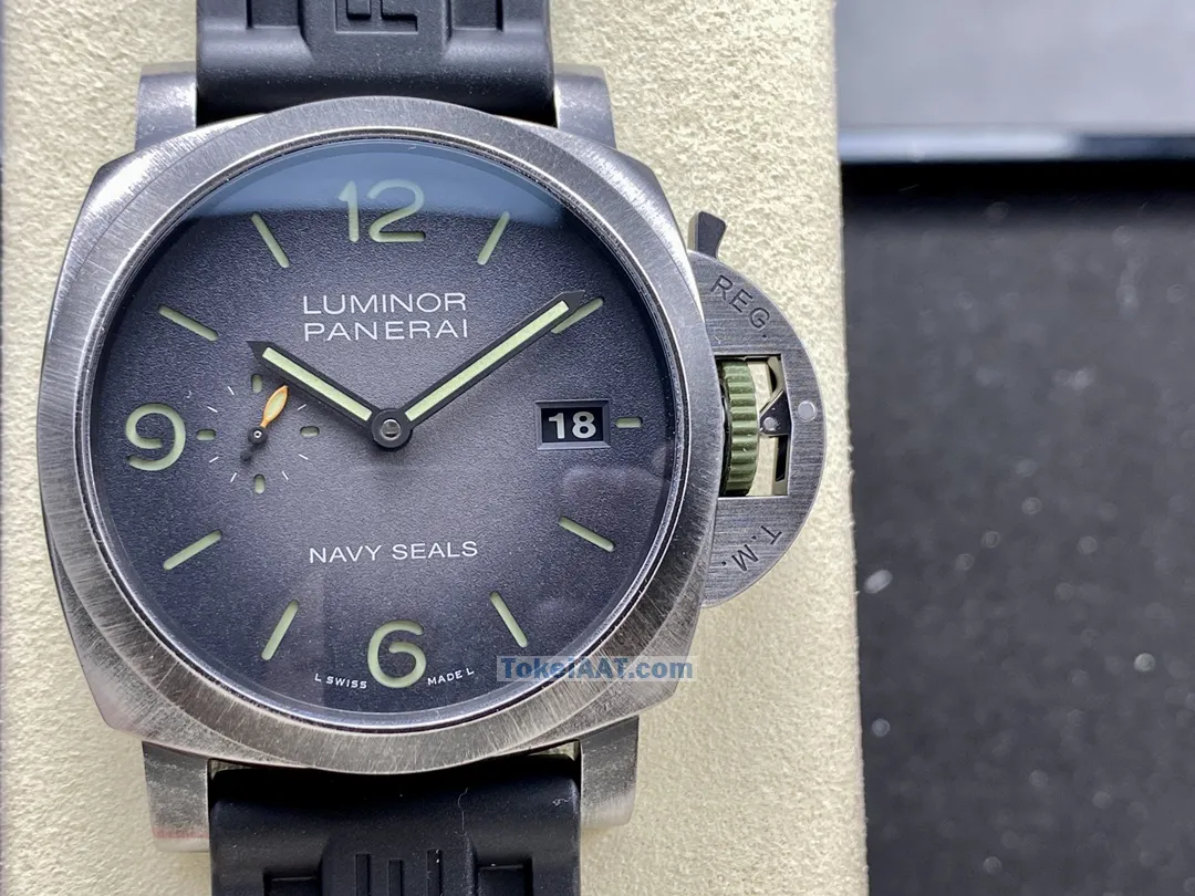 紳士美品 PANERAI ブランドコピー時計PAM1412 自動巻きムーブメント