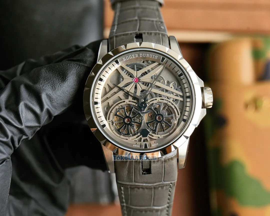 ROGER DUBUISロジェデュブイコピー時計エクスカリバー キング 自動巻きR828201[1]