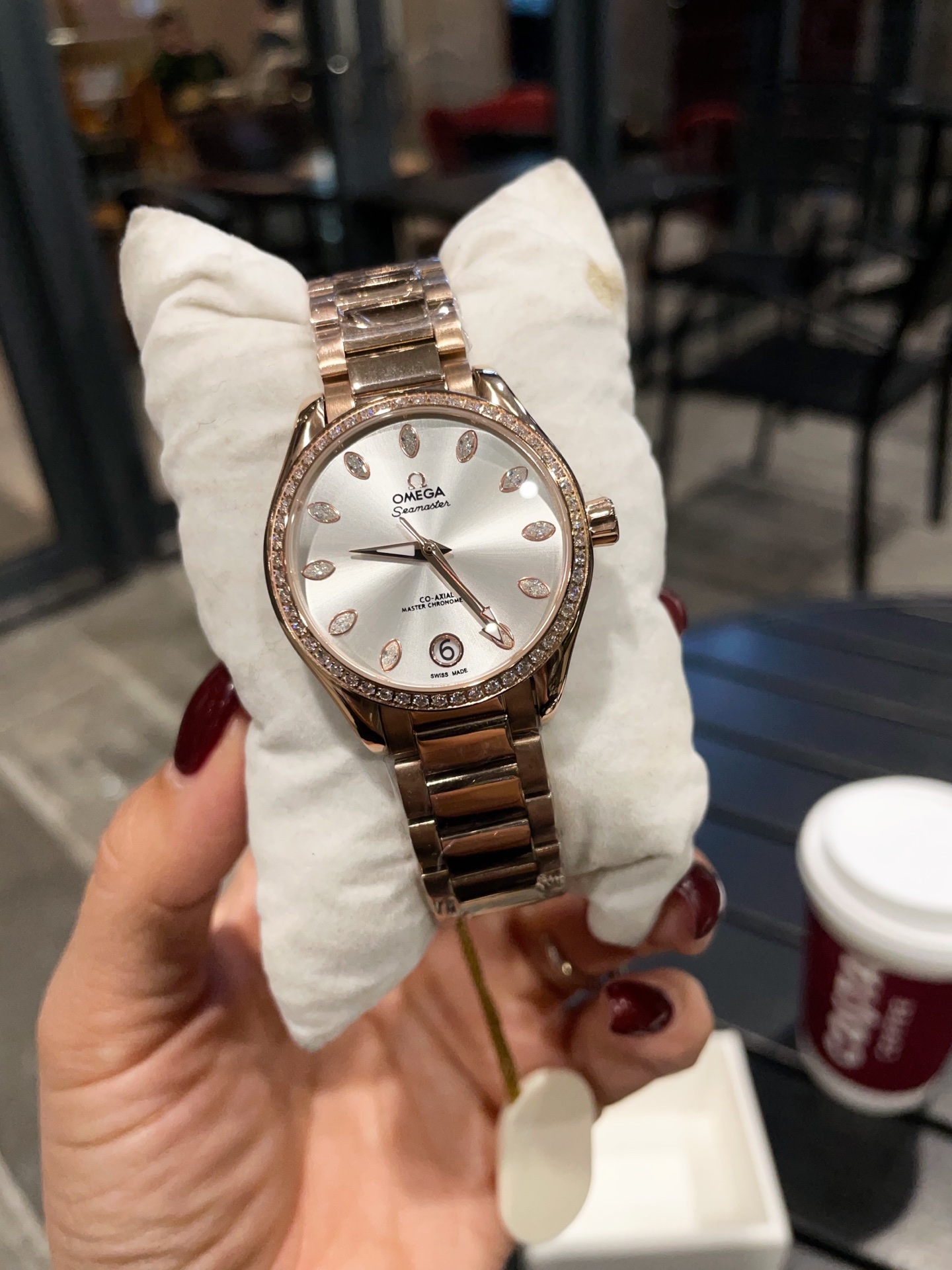 オメガ シーマスター 34mm レディーススーパーコピー時計 マザーオブパール197394