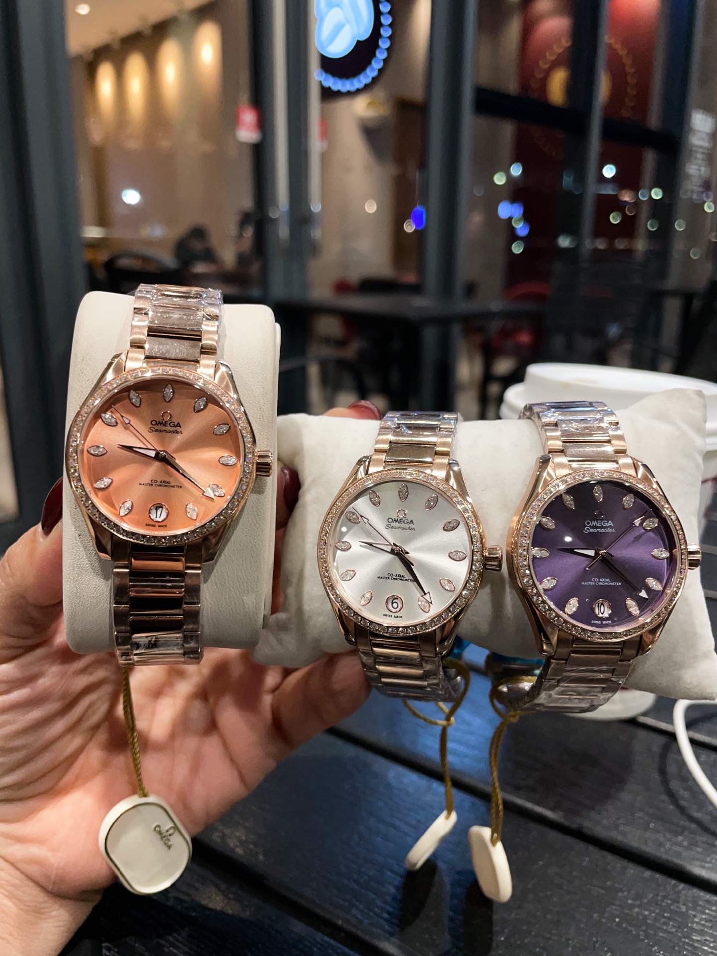 オメガ シーマスター 34mm レディーススーパーコピー時計 マザーオブパール197394[2]