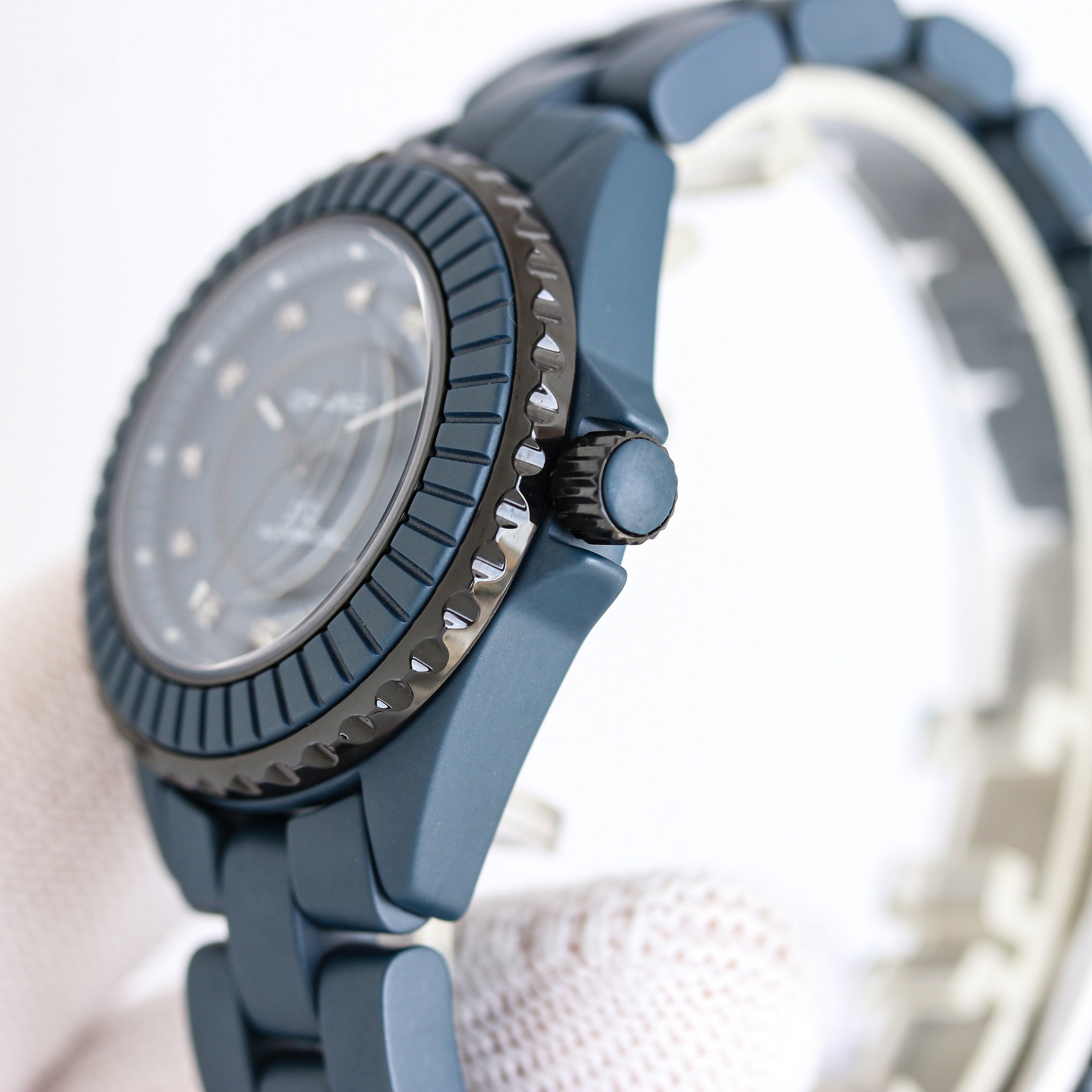 シャネルJ12 ブルー 33mm 腕時計レディース 自動巻き H780203[9]