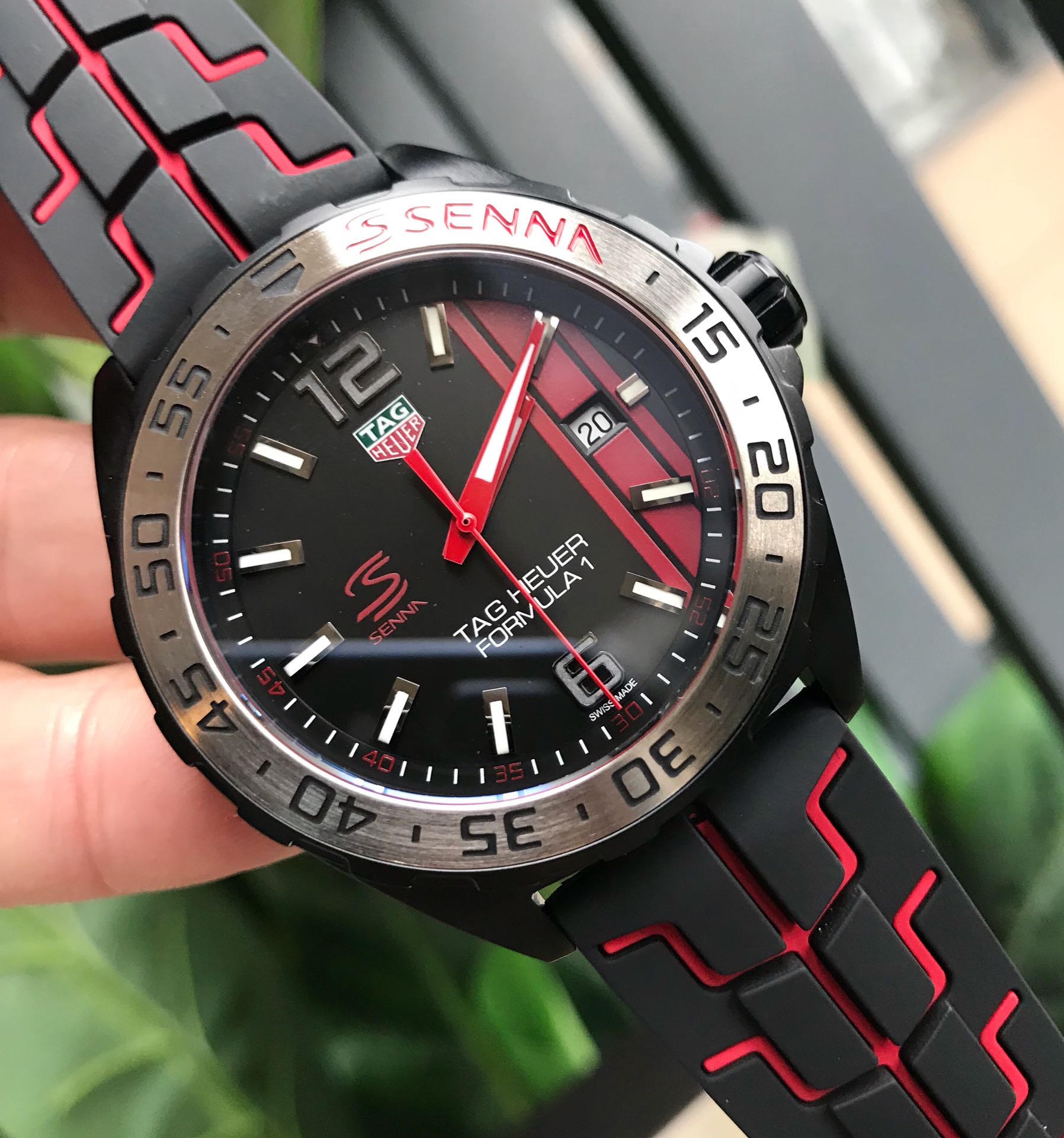 タグホイヤー フォーミュラ1 クォーツ メンズコピー時計激安 18300280[1]