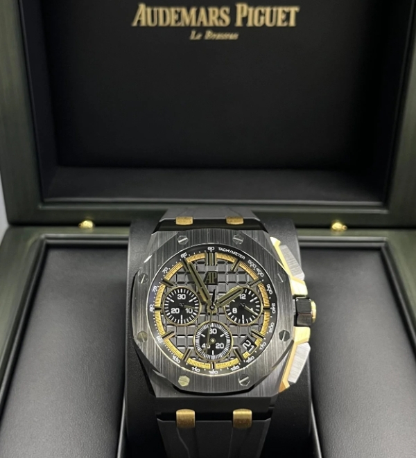 オーデマピゲ コピー クロノグラフ 43 ミリ セラミック最高精密 26420CE.OO.A127CR.01[1]