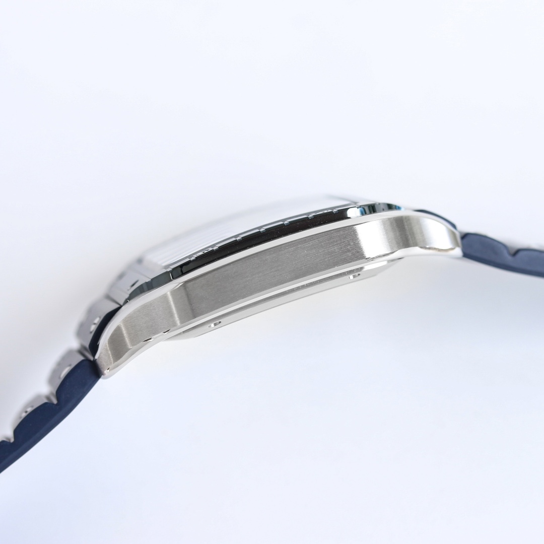 高評価のカルティエ サントス サファイアクリスタル C692015[5]