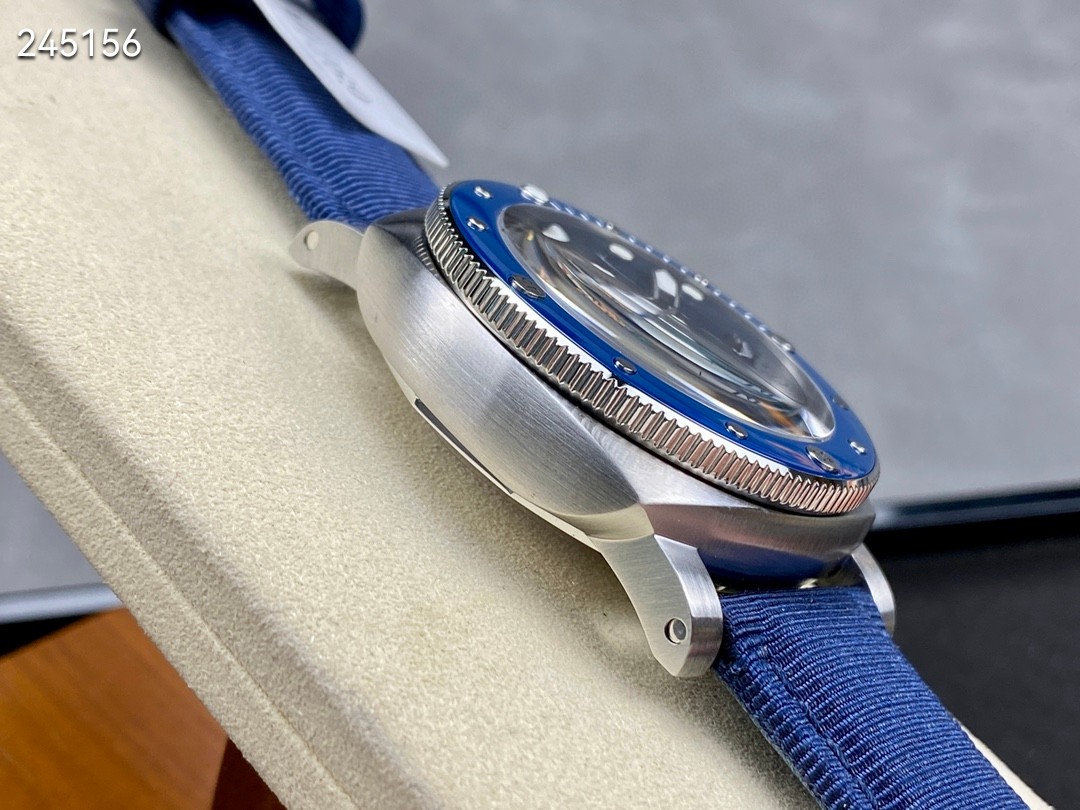 SBF工場 パネライ サブマーシブル クアランタクアトロ PMA01289 クローンCal.P.900ムーブメント[4]