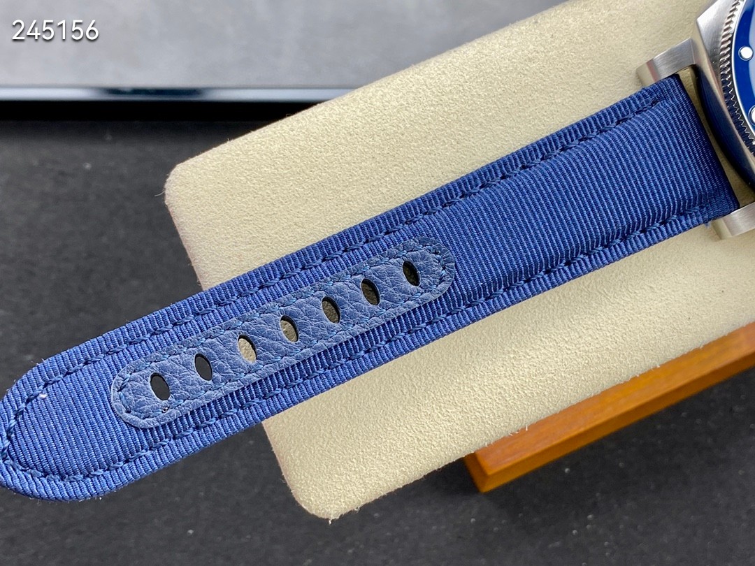 SBF工場 パネライ サブマーシブル クアランタクアトロ PMA01289 クローンCal.P.900ムーブメント[6]