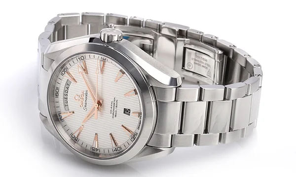 オメガ 231.10.42.22.02.001 コピー 時計[1]