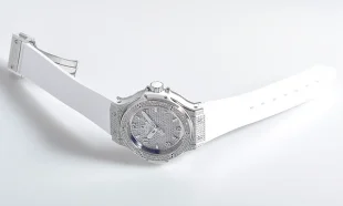 ウブロ ビッグバン ３８ スティール 361.SE.9010.RW.1704 スーパーコピー 時計