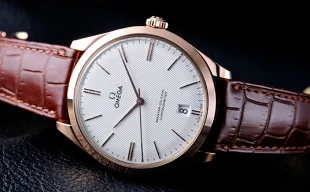 オメガ新作 デヴィル トレゾア コーアクシャル 432.53.40.21.02.002 ウォッチ