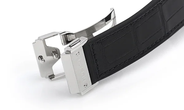 ウブロ アエロフュージョン ムーンフェイズ チタニウム 517.NX.0170.LR【3】