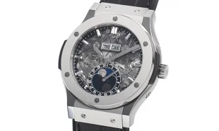 ウブロ アエロフュージョン ムーンフェイズ チタニウム 517.NX.0170.LR ウォッチ