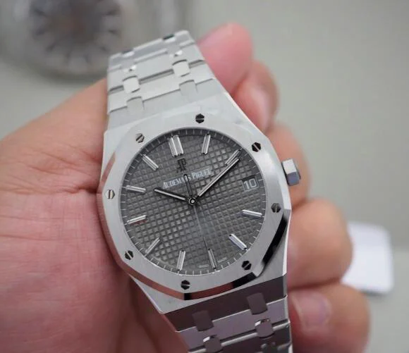 オーデマ・ピゲ ブランドメンズ ロイヤルオーク15500ST.OO.1220ST.02新品