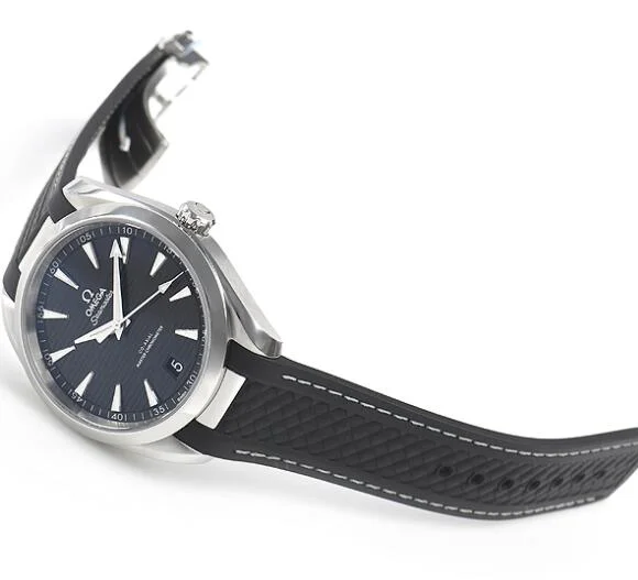 オメガ メンズ シーマスター コーアクシャル  マスタークロノメーター  220.12.41.21.01.001