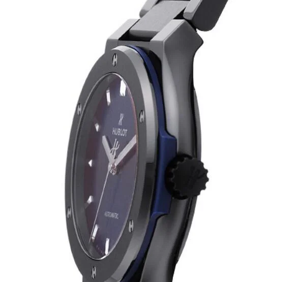 ウブロ クラシック フュージョンスーパーコピー時計 セラミック ブルー548.CM.7170.CM