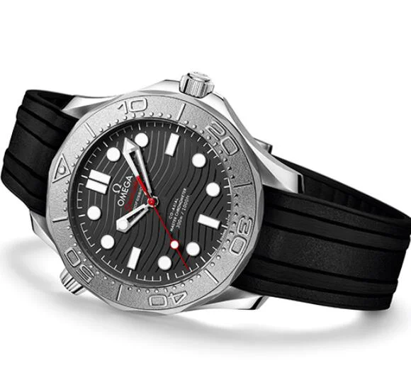 新作ブランドオメガシーマスターコピー ダイバーエディション210.32.42.20.01.002