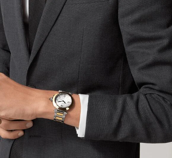 カルティエコピーパシャ ドゥ自動巻き CRW2PA0009