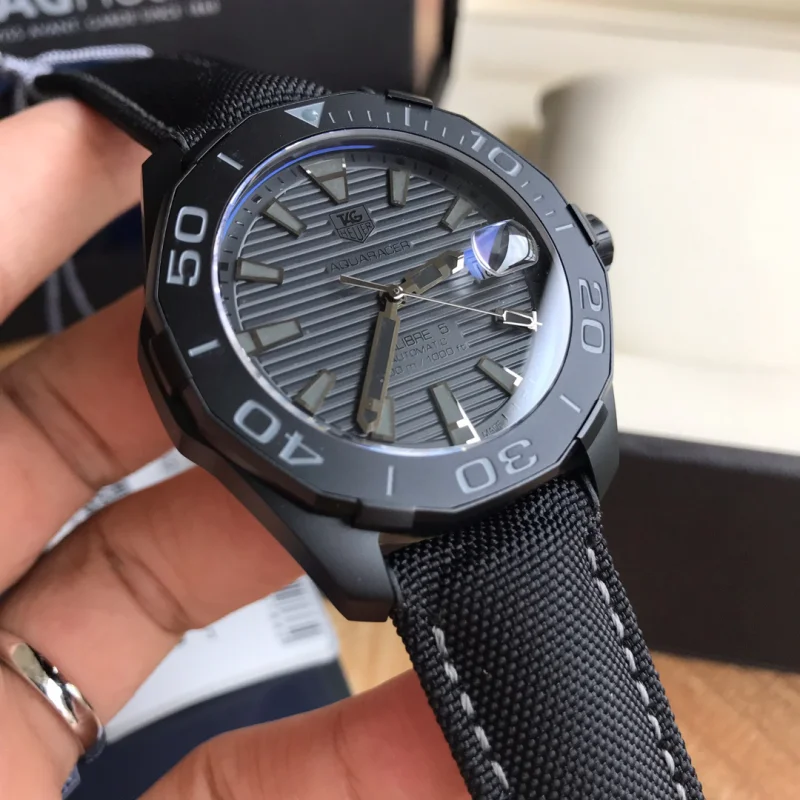 タグ・ホイヤー アクアレーサー激安時計サファイアミラー新製品6221K920