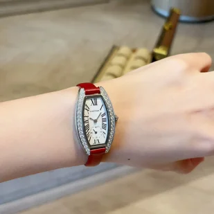 スタイルを完璧 カルティエコピー高級時計柔らかくてエレガント C258920