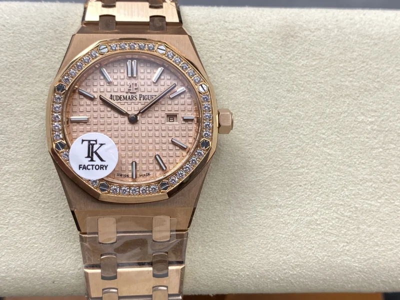 オーデマピゲレプリカ ロイヤルオーク 33mm レディース67651 クォーツムーブメント