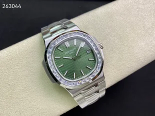 パテック・フィリップコピー時計 ノーチラス 5711/1300A-001 グリーン ジェム・セッティング 丹東CAL.324【3K場】