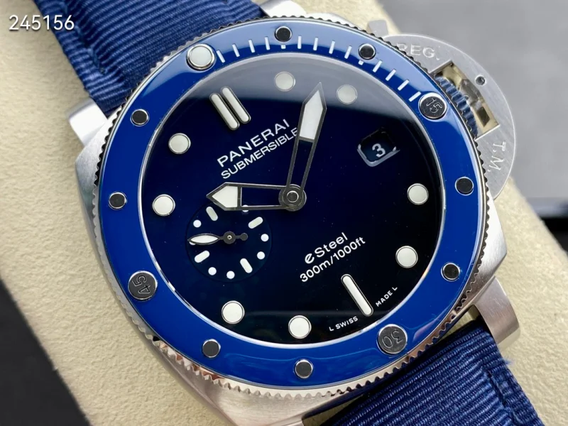 SBF工場 パネライ サブマーシブル クアランタクアトロ PMA01289 クローンCal.P.900ムーブメント[1]