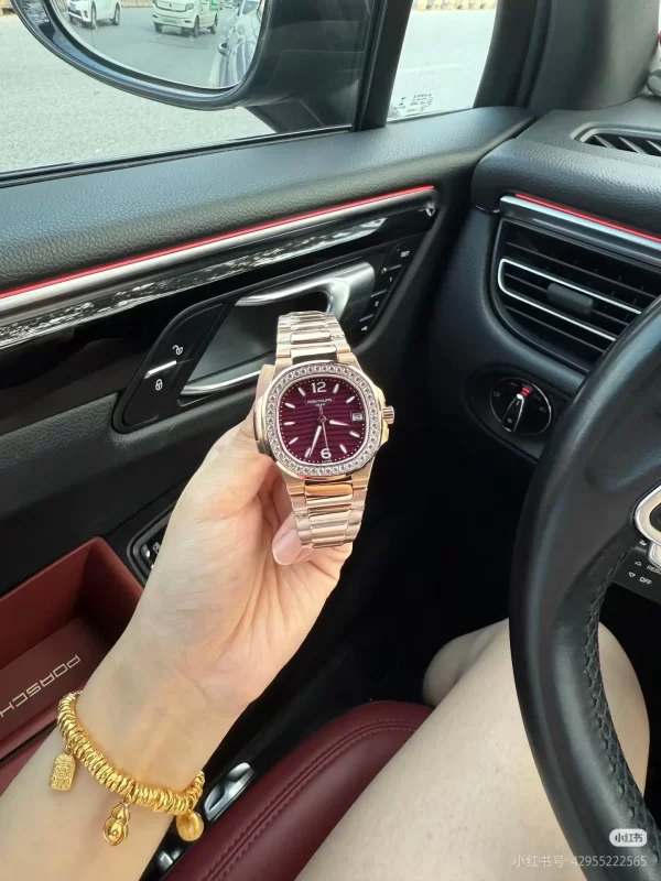 パテックフィリップ 7010R 時計コピー(2/6)
