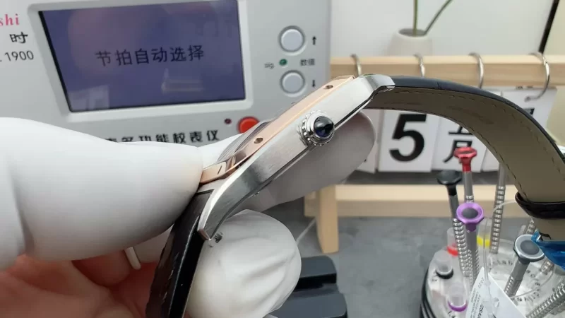 高級カルティエコピー時計W2SA0011竜頭