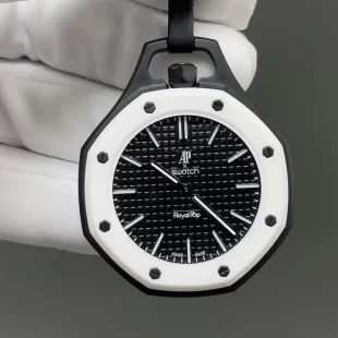 AP×Swatch Royal Pop ブラック