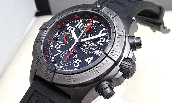 (BREITLING)腕時計ブライトリング 人気 コピー アベンジャースカイランドブラックスティール M338B64DPB