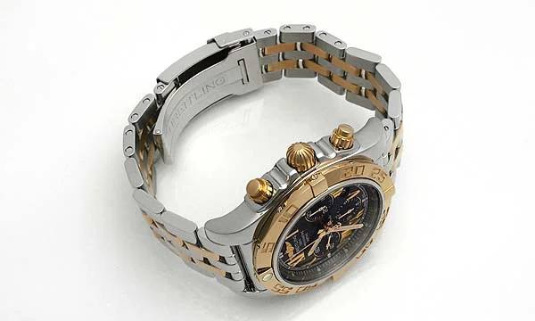 (BREITLING)腕時計ブライトリング 人気 コピー クロノマットB01 C011B57PAC