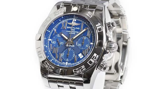 (BREITLING)腕時計ブライトリング 人気 コピー クロノマットB01 A011C83PA (BREITLING)腕時計ブライトリング 人気 コピー クロノマットB01 A011C83PA
