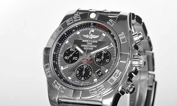 (BREITLING)腕時計ブライトリング 人気 コピー クロノマットB01 A011F46PA (BREITLING)腕時計ブライトリング 人気 コピー クロノマットB01 A011F46PA