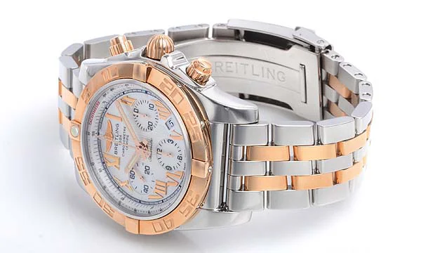(BREITLING)ブライトリング ブランド コピー 時計 クロノマット４４ CO11A93PAC