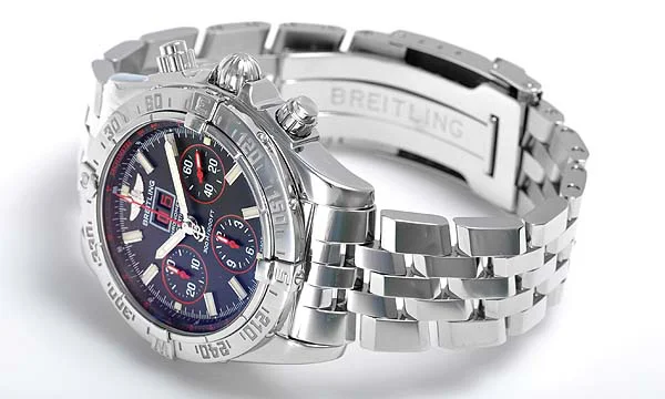 (BREITLING)(BREITLING) ブライトリング ブランド コピー 時計 ブラックバード コピー時計通販 レッドストライク A439BRSPAS
