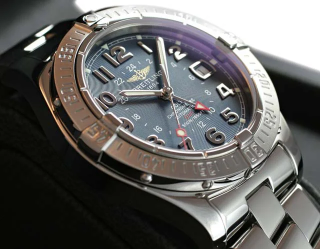 ブライトリングスーパーコピー 時計 コルト GMT BRE12001