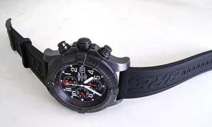 ブライトリング 人気 スーパーアベンジャースティール A337B30DPB コピー 腕時計
