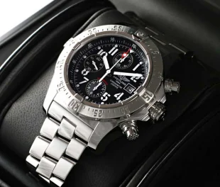 ブライトリング エアロマリン アベンジャースカイランド A338B61PRS コピー 腕時計