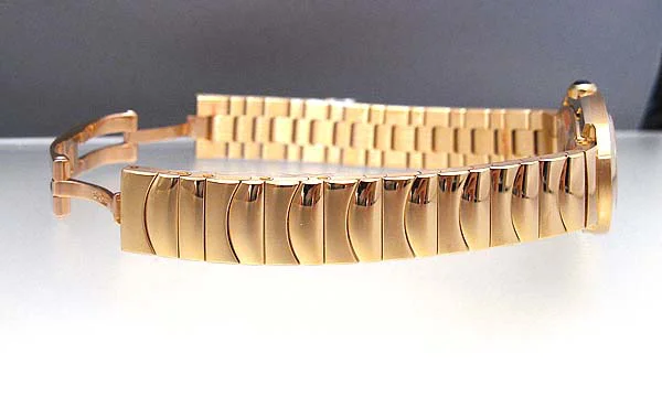 カルティエ時計ブランド 店舗コピー 激安 ベニュワール W8000008