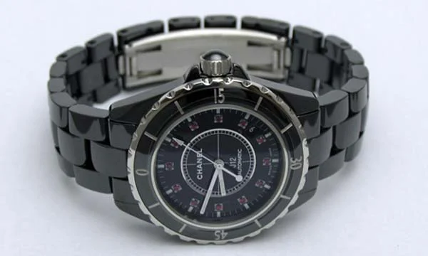 偽物CHANELシャネル時計 スーパーコピーセラミック J12 38 H1635 偽物CHANELシャネル時計 スーパーコピーセラミック J12 38 H1635
