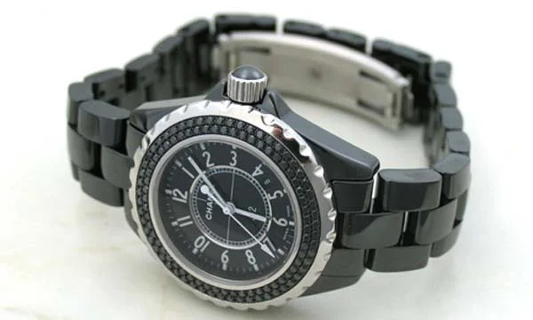 偽物CHANELシャネル時計 スーパーコピーセラミック J12 38 H1626 偽物CHANELシャネル時計 スーパーコピーセラミック J12 38 H1626