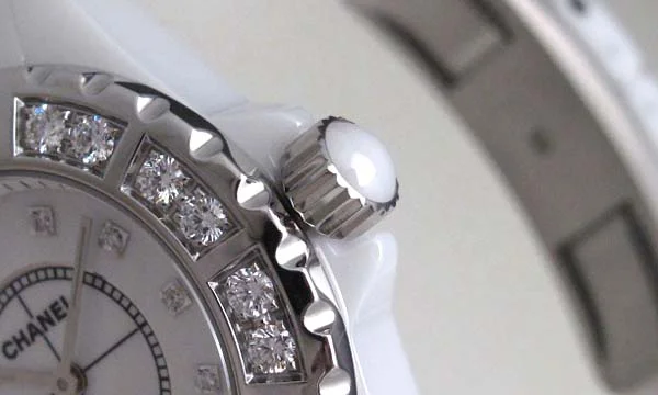 偽物CHANELシャネル時計 スーパーコピーJ12 ホワイトセラミック33 H2429