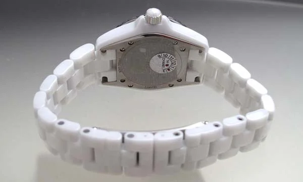 偽物CHANELシャネル時計 スーパーコピーJ12 ホワイトセラミック33 H2429