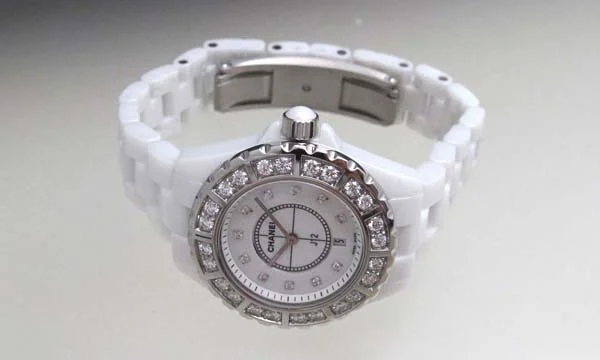 偽物CHANELシャネル時計 スーパーコピーJ12 ホワイトセラミック33 H2429