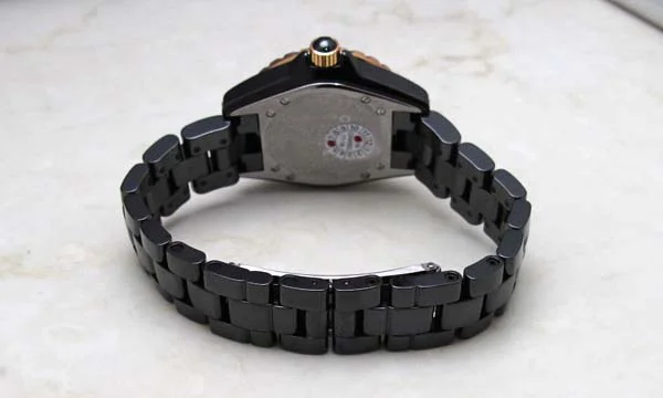 偽物CHANELシャネル時計 スーパーコピーJ12 セラミック/ピンクゴールド33 H2543