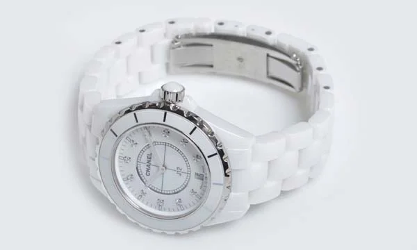 偽物CHANELシャネル時計 スーパーコピーJ12 ホワイトセラミック38 H2125 偽物CHANELシャネル時計 スーパーコピーJ12 ホワイトセラミック38 H2125