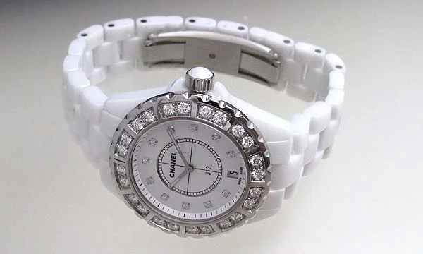 偽物CHANELシャネル時計 スーパーコピーJ12 ホワイトセラミック38 H2430 偽物CHANELシャネル時計 スーパーコピーJ12 ホワイトセラミック38 H2430